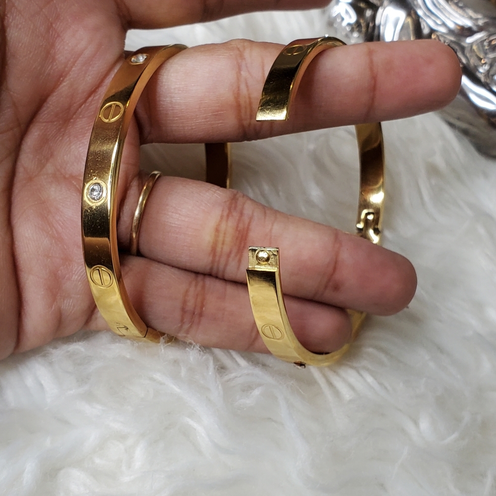 Beautiful stainless steel bracelet Gold Color - Picture 8 of 9